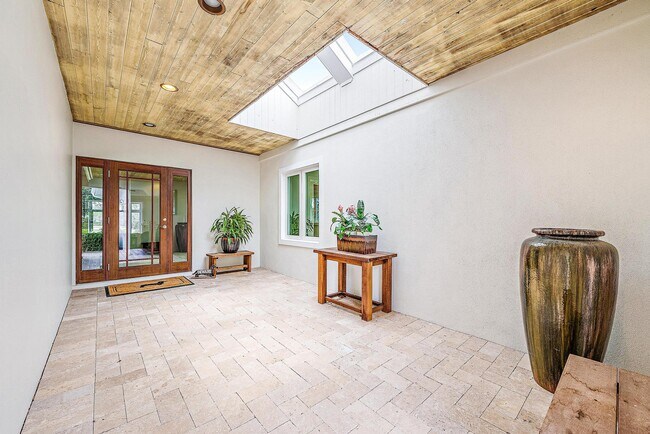 Photo - 18587 SE Ferland Ct