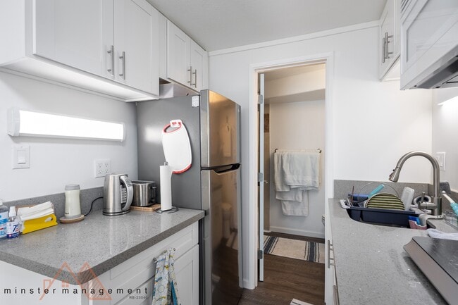 Photo - 440 Lewers St
