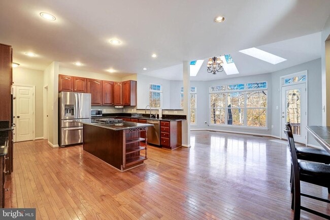 Photo - 43258 Meadowood Ct