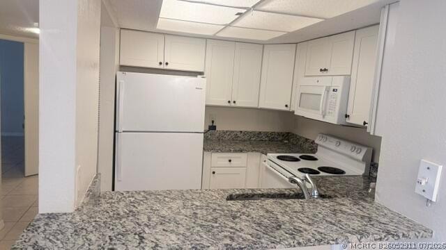 Building Photo - 1520 SE Royal Green Cir Unit 206