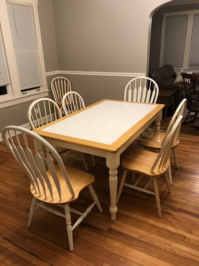 Building Photo - 249 E Park Blvd Unit First Floor