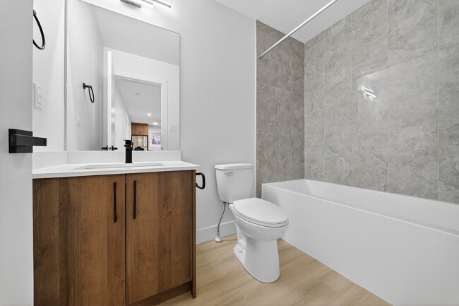 Photo - 8821-88122 122 Ave NW Unit 1