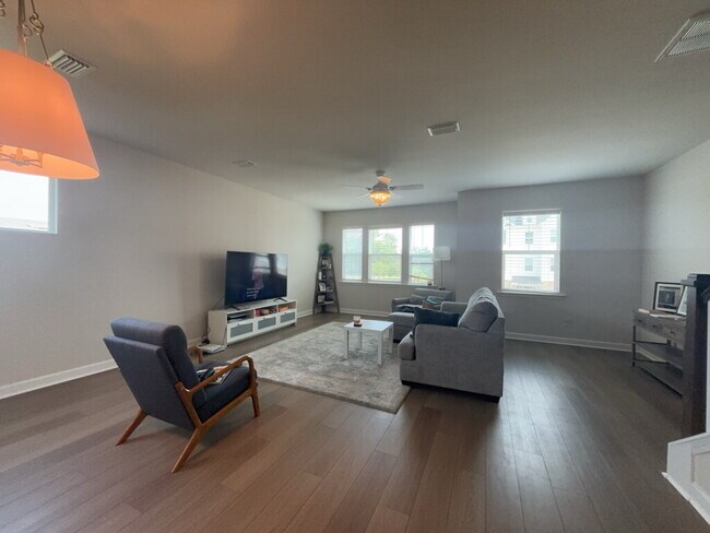 9403 Sun Fountain Dr