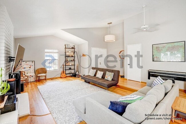 Photo - 1444 Cortez Ct