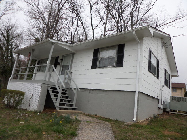 Photo - 102 Utah Ave