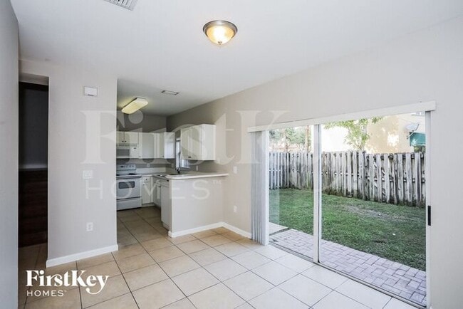 Photo - 2503 NE 41st Pl