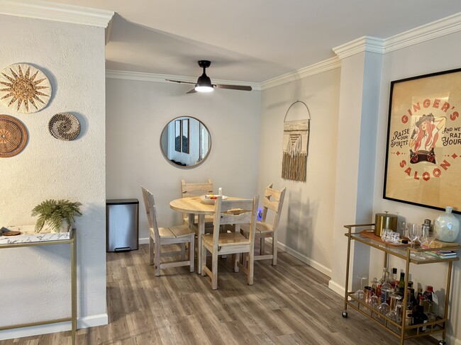 Comedor - 1111 Ash St Unidad 107