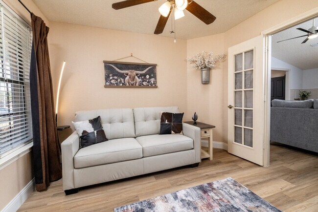 Photo - 8421 Willow Creek Dr Unit SI ID1575057P