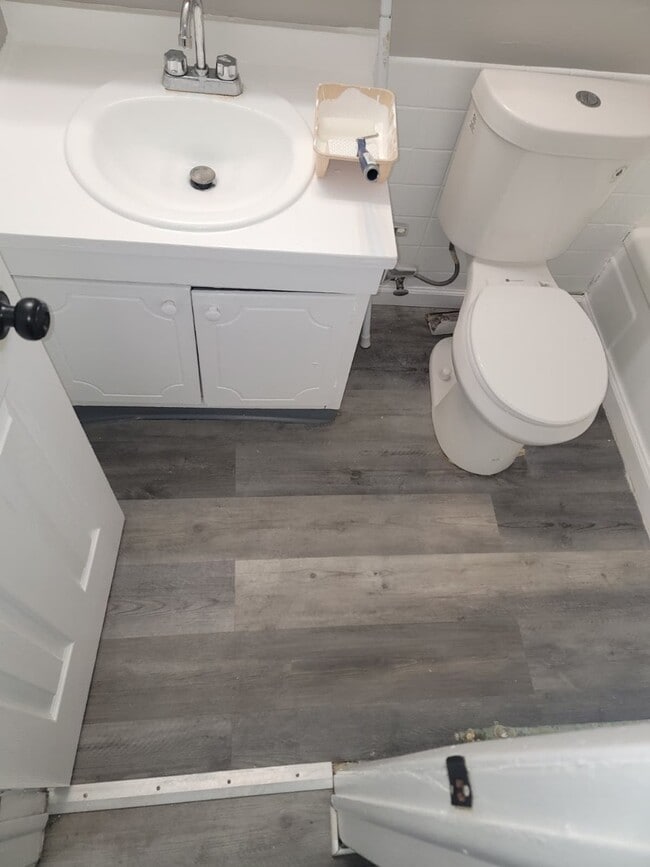 Photo - 14835 Euclid Ave Unit 301