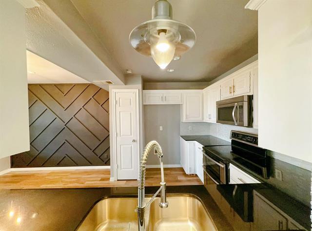 Photo - 1365 Mimosa Ln