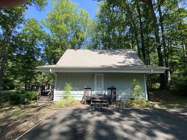 Photo - 549 Harrison Cir