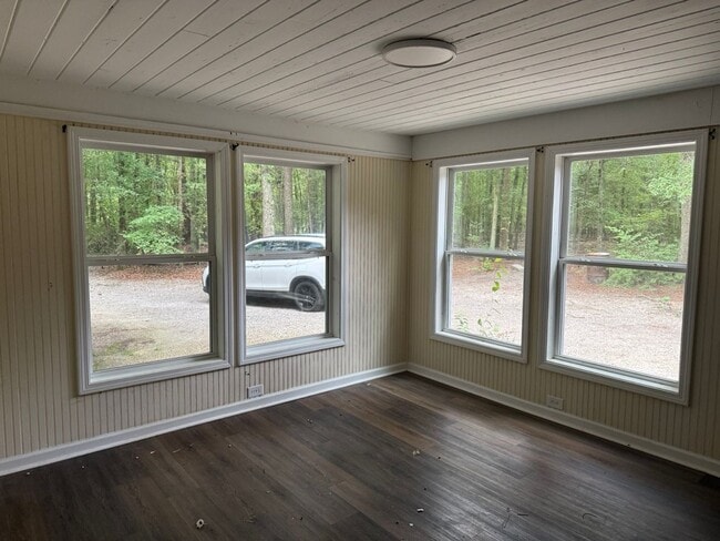 142 Henry Meyer Rd