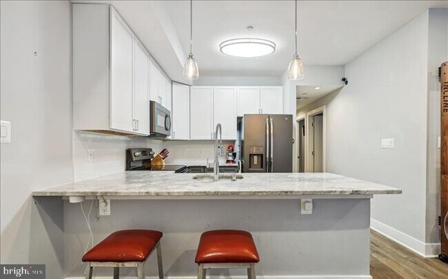 Photo - 1340 Nicholson St NW Unit 2