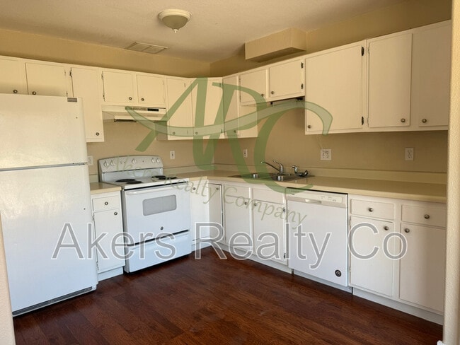 Photo - 277 W Coral Dr