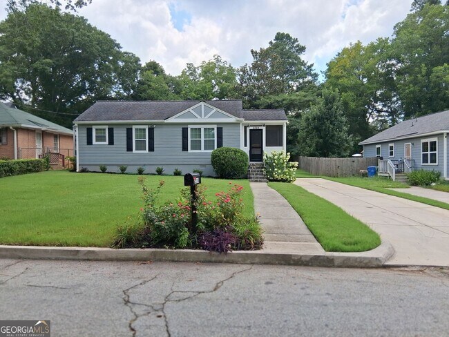 Photo - 2224 Baker Terrace NW