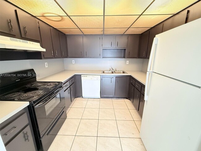 Photo - 3100 Coral Springs Dr Unit 2B
