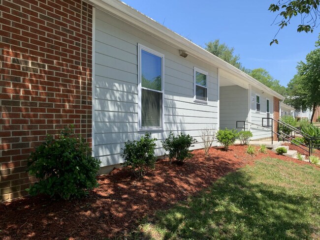 Photo - Weaver Manor