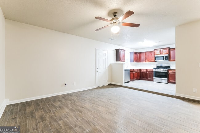 Photo - 305 Barshay Dr