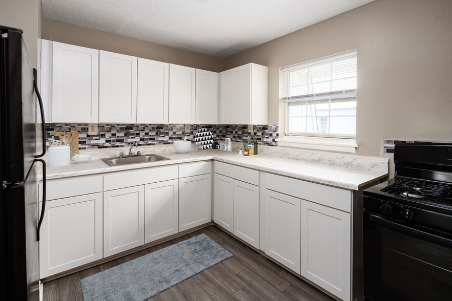 KITCHEN LANIER