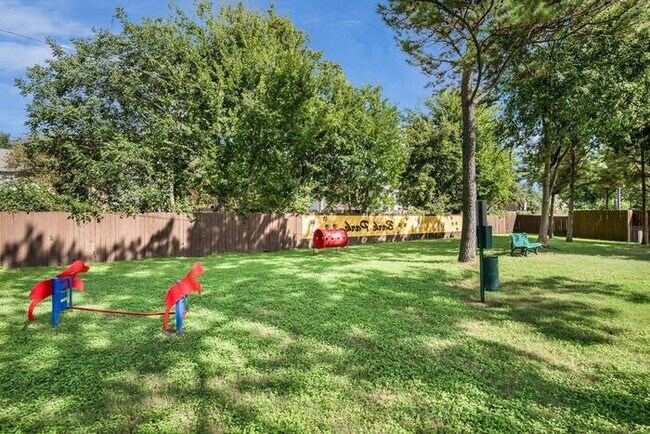 Photo - 2400 Spring Rain Dr Unit b2