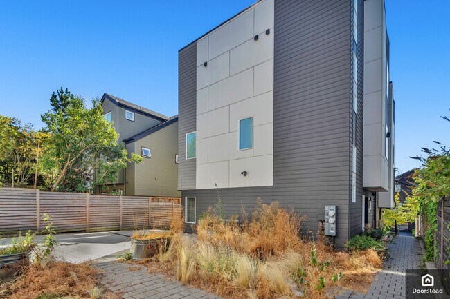 Photo - 2514 Yale Ave E Casa Adosada