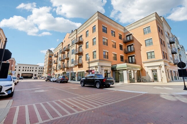 Building Photo - The Wren in Carmel City Center