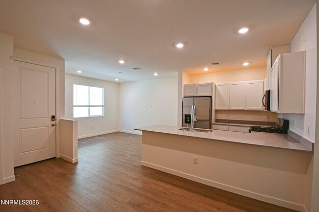 Photo - 1018 Middle Gate Rd