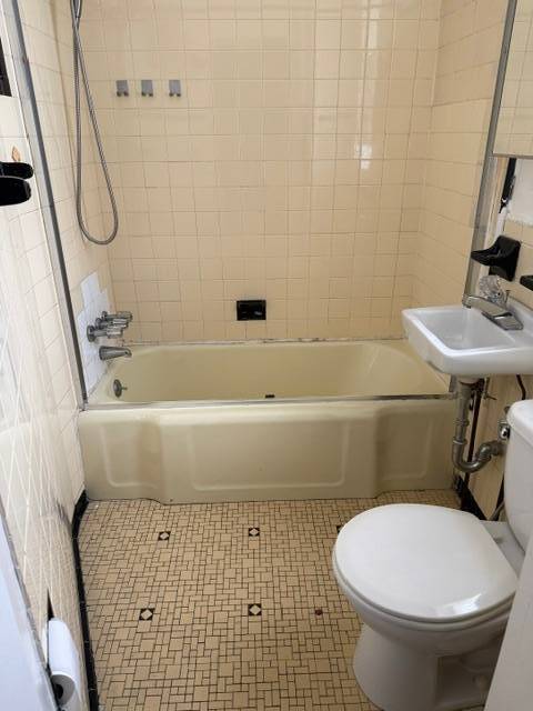 139 Locust Hill Ave