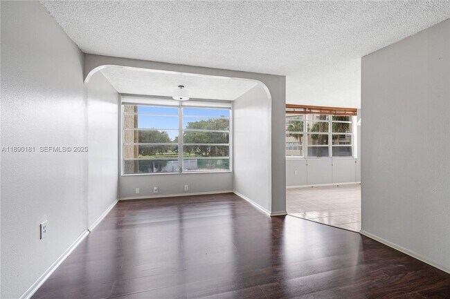 Photo - 9491 Evergreen Pl Unit 207