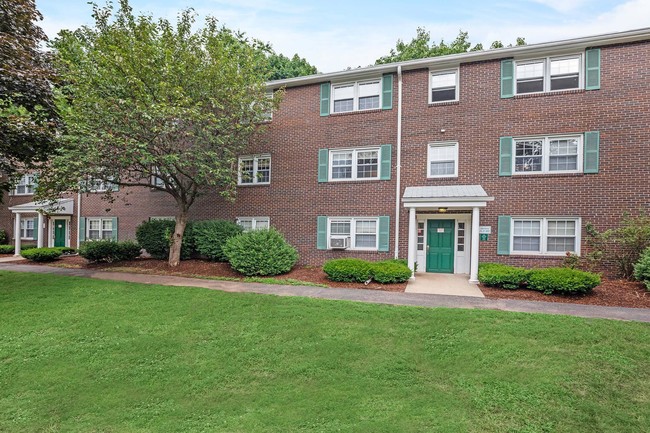 Hamden Centre And Dogwood Hill Apartments For Rent In Hamden Ct