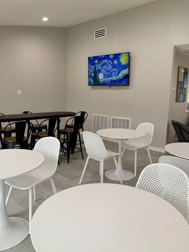 Palms Apartments