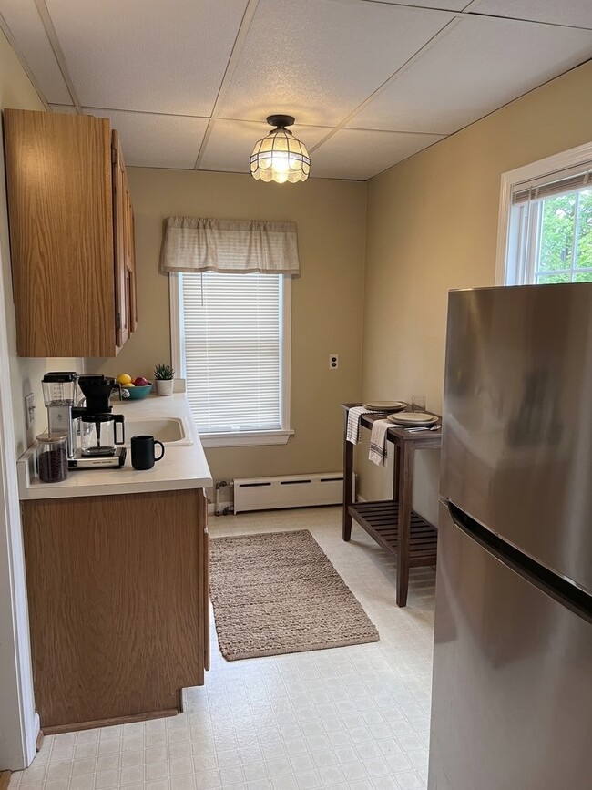 Kitchen, electric stove not pictured - 21 Audubon St