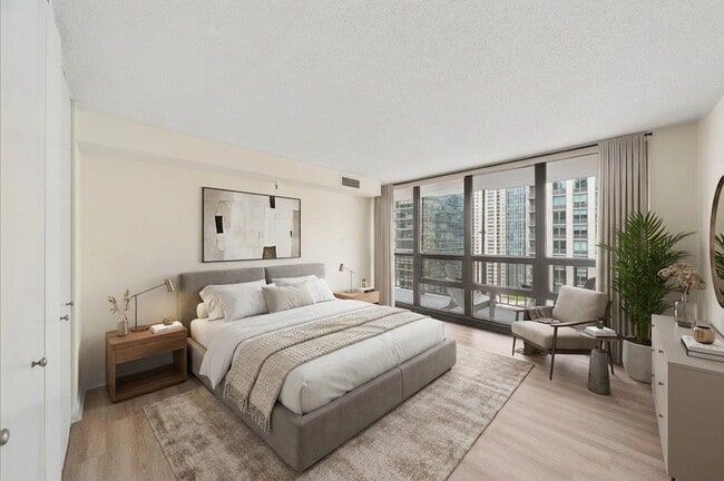 Photo - 10 E Ontario St Unit 2008