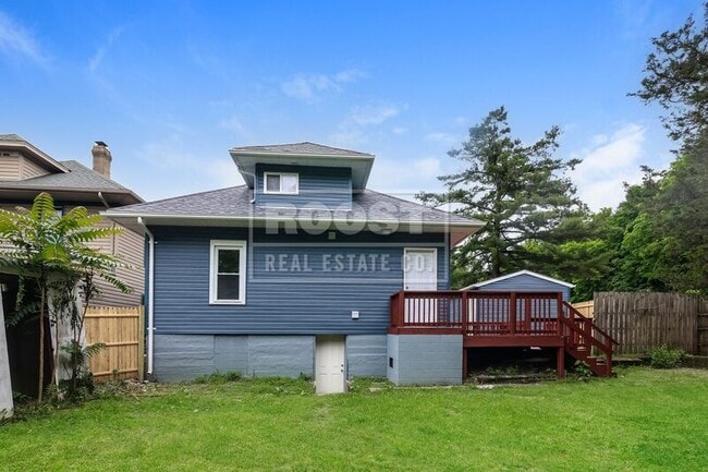 Photo - 955 Avondale Ave