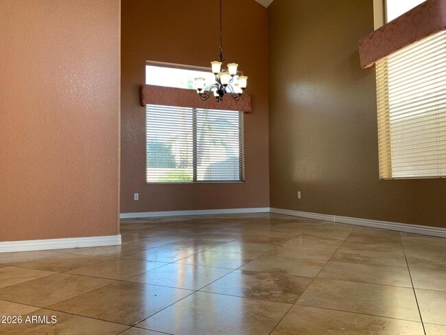 Photo - 354 W Bolero Dr