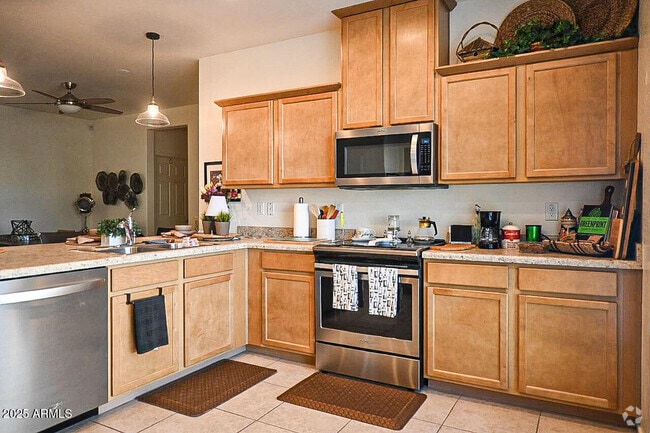 Building Photo - 1250 Abbey Ln Unit 188 Rental