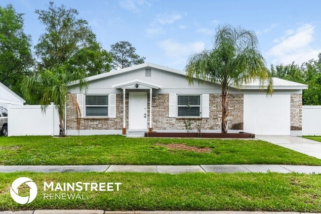 Building Photo - 2091 Luana Dr E