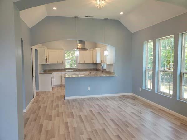 Photo - 209 Campus St