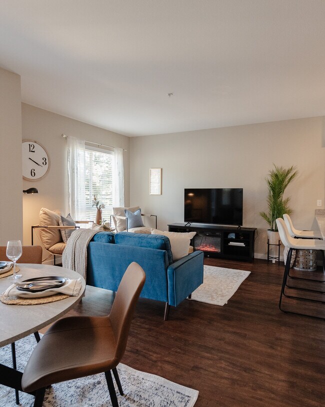 Stevens Creek Apartments Happy Valley, OR