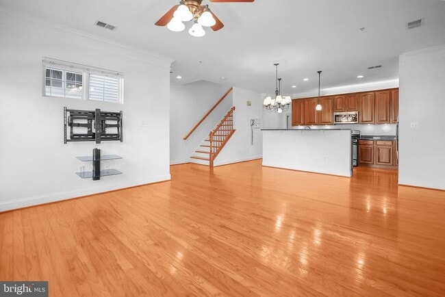 Building Photo - 12806 Murphy Grove Terrace