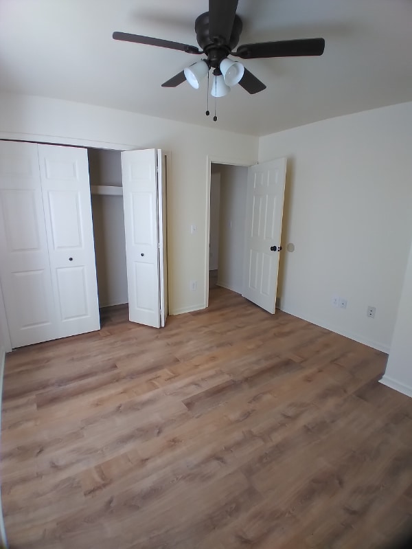 Photo - 1868 N Main St