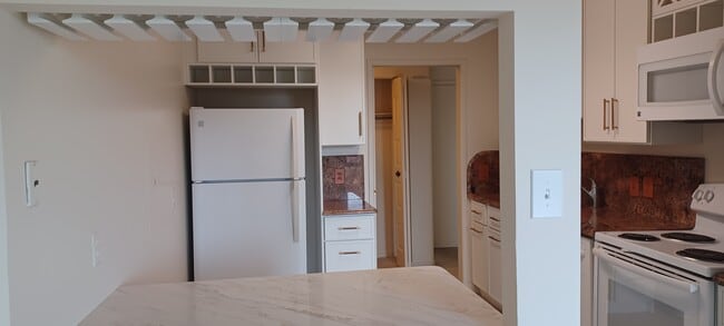 Photo - 2311 Pimmit Dr Unit 812E