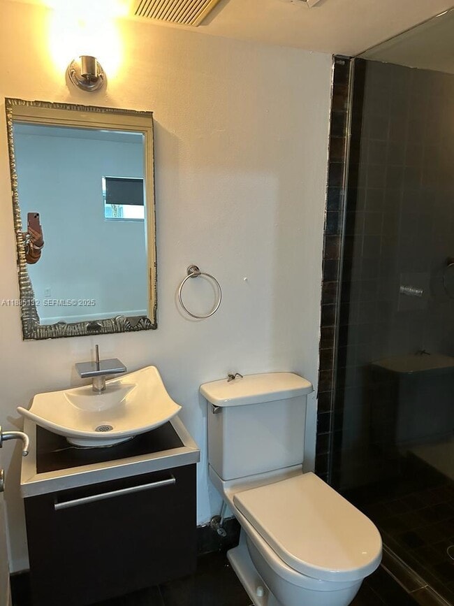 Photo - 1560 Pennsylvania Ave Unit 211