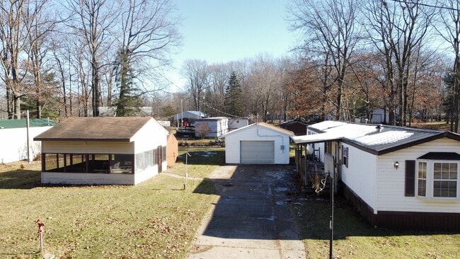 Photo - 11680 Bluebird Dr House