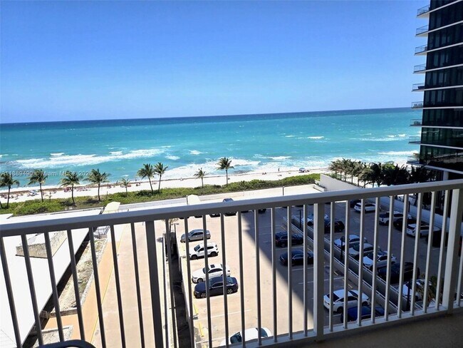 Building Photo - 1980 S Ocean Dr Unit 7F