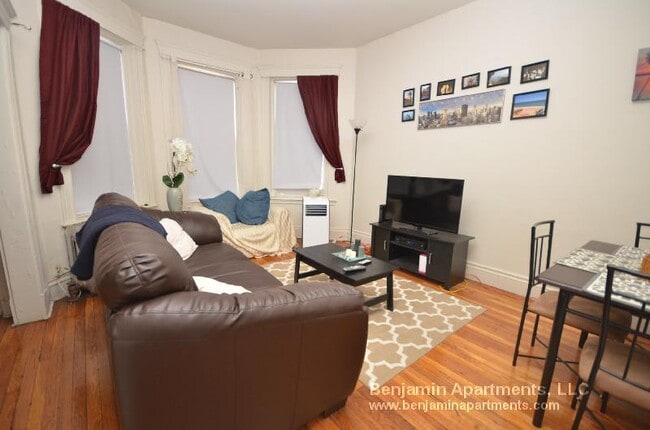 Photo - 5 Walbridge St Unit 1