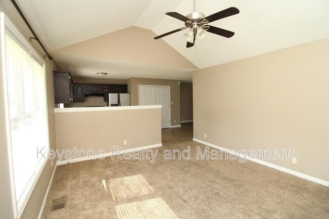 Photo - 1920 Timberline Cir