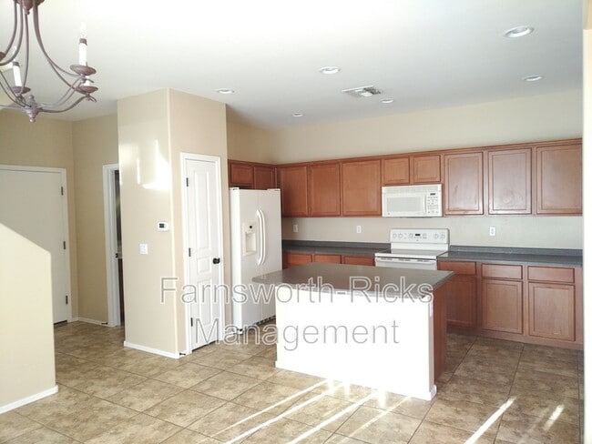 Photo - 619 S Buena Vista Ave