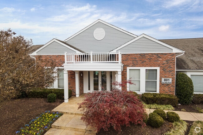 Leasing Office