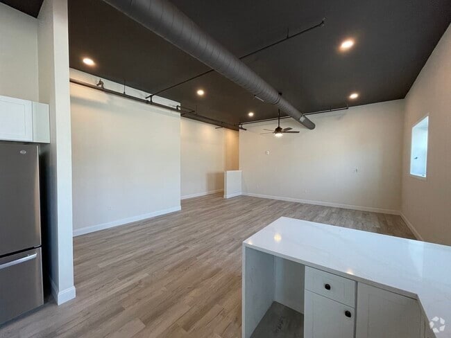 Building Photo - 449 Central St Unit 1 Rental